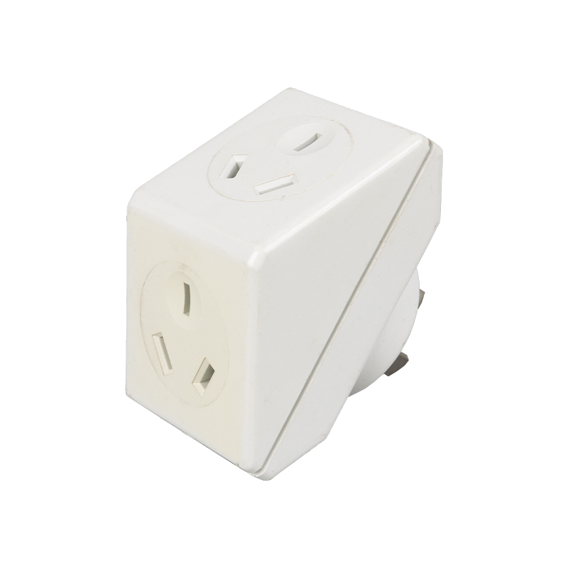 10A 250V 안전하고 범용적인 삼각형 플러그 전력 변환기